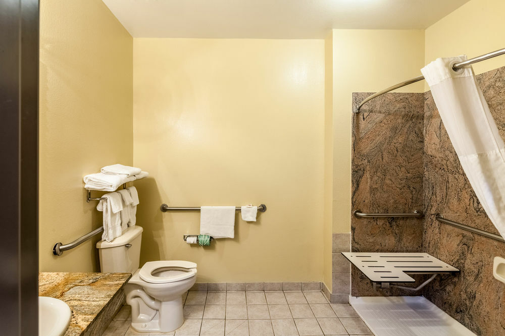 Surestay Plus Hotel By Best Western Мескит Екстериор снимка